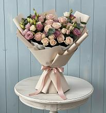 Букет цветов из:  Розы и Лизиантусы #REPLACE_PRED# Нежинка