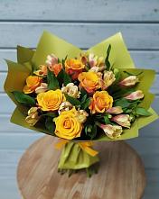 Букет цветов из:  Альстромерии и Розы в Нежинка