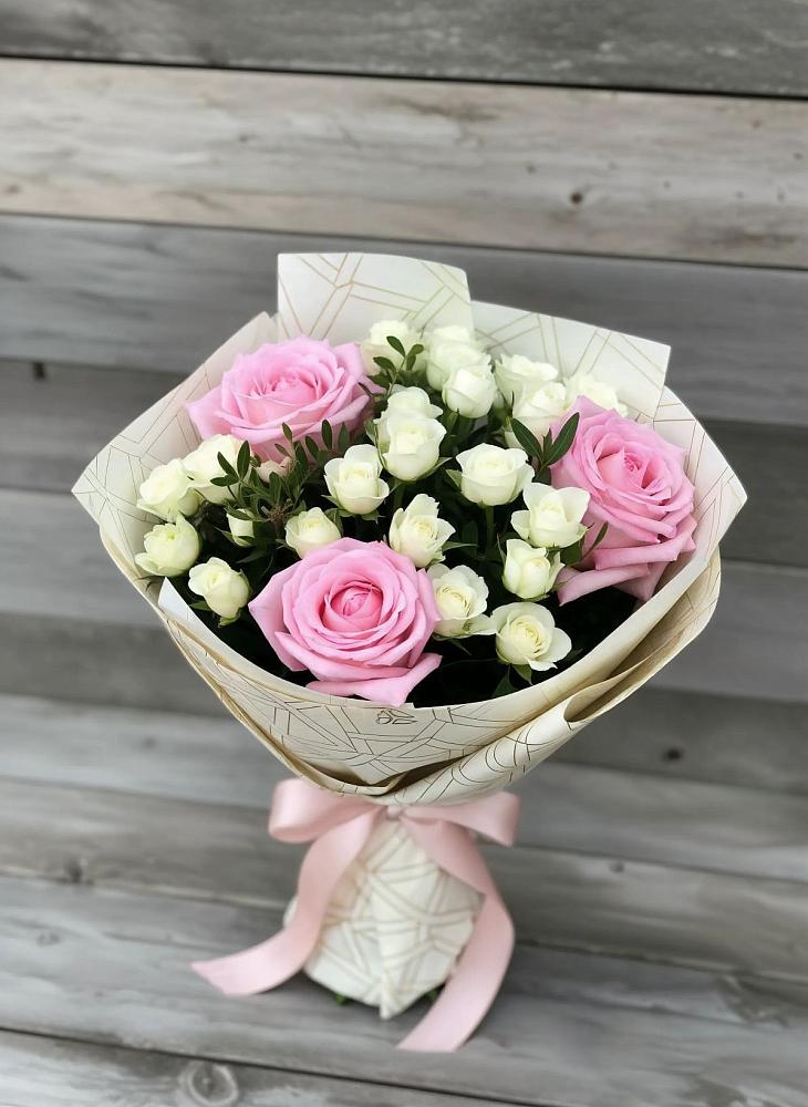 Букет цветов из: Розы в Нежинка