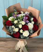 Букет цветов из:  Розы и Альстромерии в Нежинка