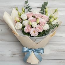 Букет цветов из:  Лизиантусы в Нежинка