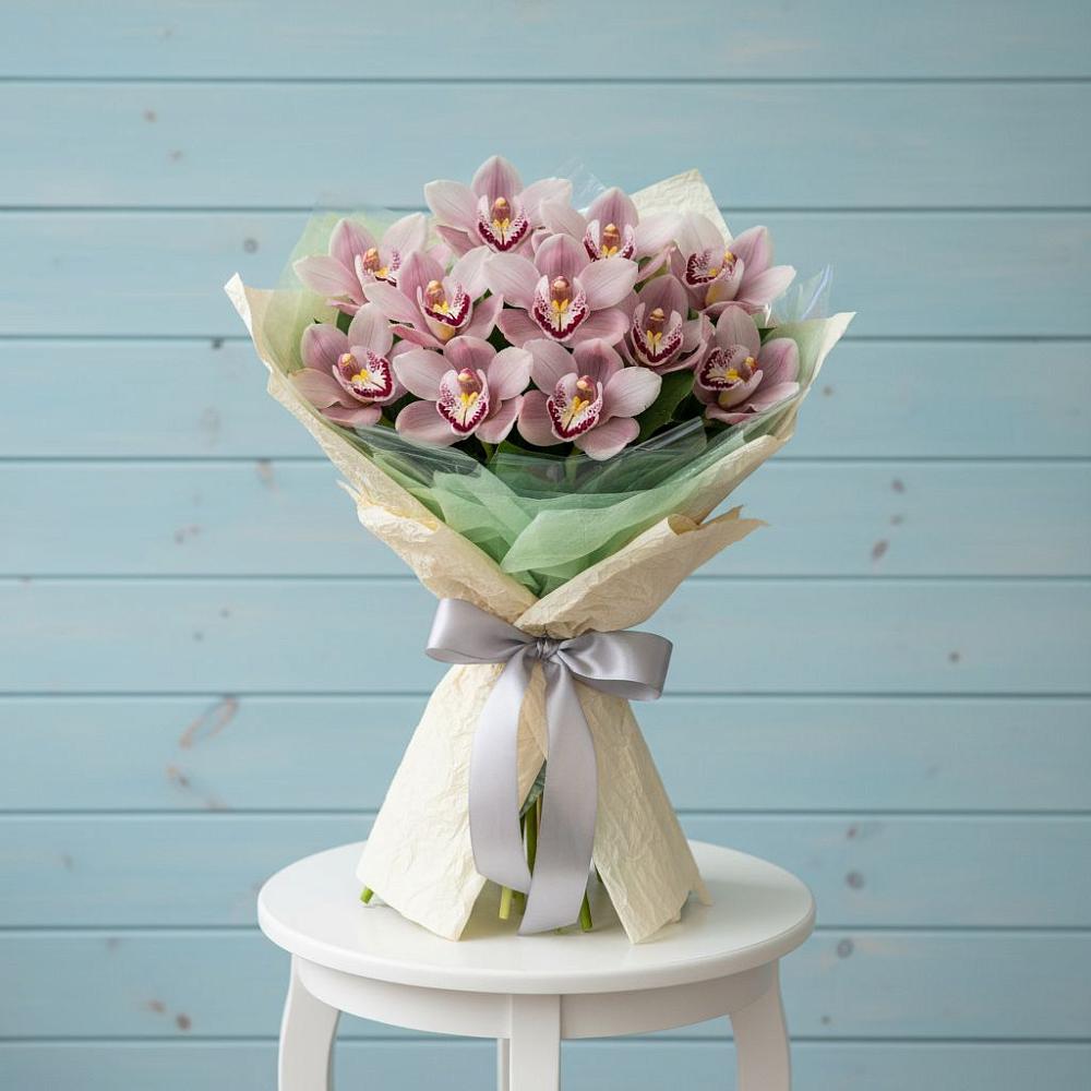 Букет цветов из: Орхидеи и Розы в Нежинка