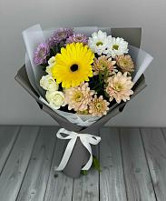 Букет цветов из:  Розы, Герберы и Хризантемы #REPLACE_PRED# Нежинка