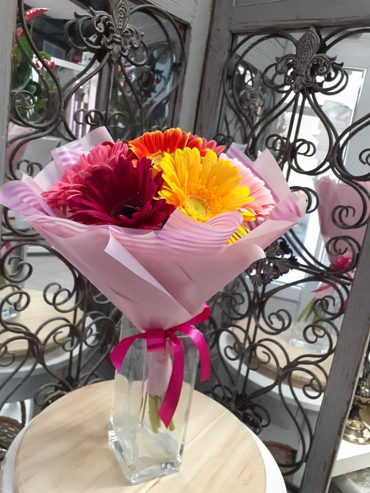 Букет цветов из: Герберы в Нежинка