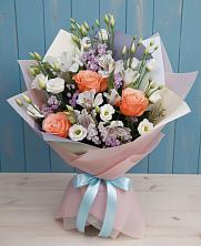 Букет цветов из:  Лизиантусы, Розы, Альстромерии и Гипсофила в Нежинка