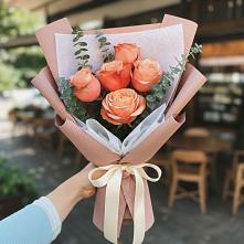 Букет цветов из:  Розы в Нежинка