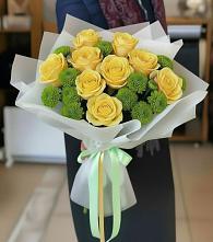 Букет цветов из:  Хризантемы и Розы в Нежинка