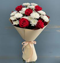 Букет цветов из:  Розы и Хризантемы в Нежинка