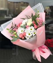 Букет цветов из:  Розы, Лизиантусы и Хризантемы в Нежинка