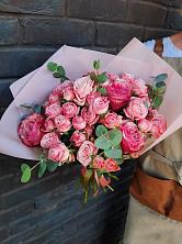 Букет цветов из:  Розы в Нежинка