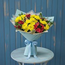 Букет цветов из:  Альстромерии и Хризантемы в Нежинка